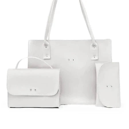 Grátis um   Kit 3 Bolsas Femininas – Bolsa Grande, Média e Carteira Simples Glamour