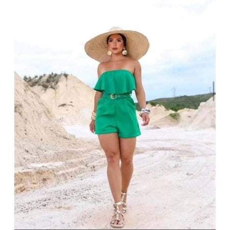 Macaquinho Tomara que Caia Feminino em Tecido Marrante com Cinto e Bolsos Frontais