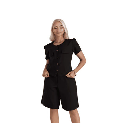 Bermuda Feminina em Linho Rústico com Fechamento Frontal