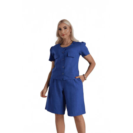 Bermuda Feminina em Linho Rústico com Fechamento Frontal