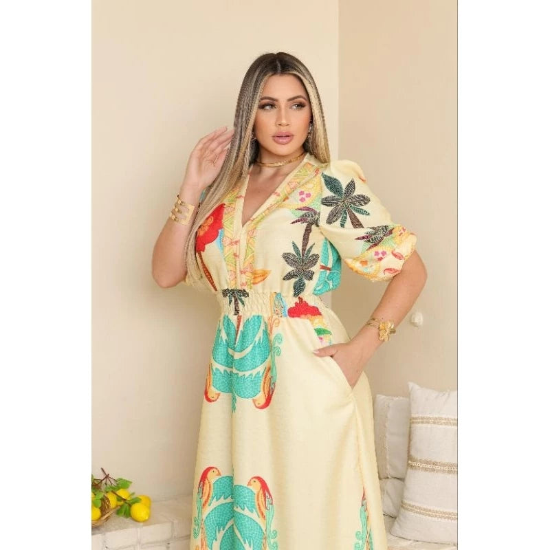 Vestido Longo Feminino Floral Tropical com Manga 3/4, Cintura em Lastex e Bolsos Laterais