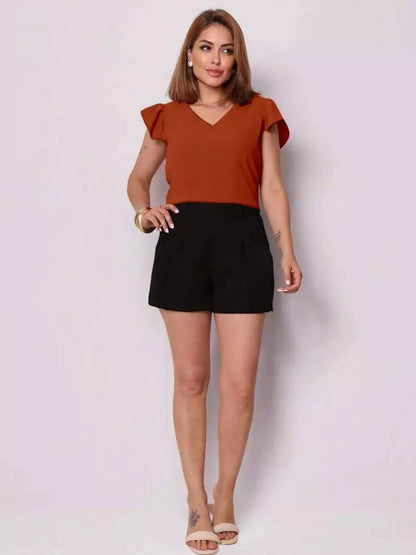 Blusa Feminina Manga Curta em Tecido Duna com Babado
