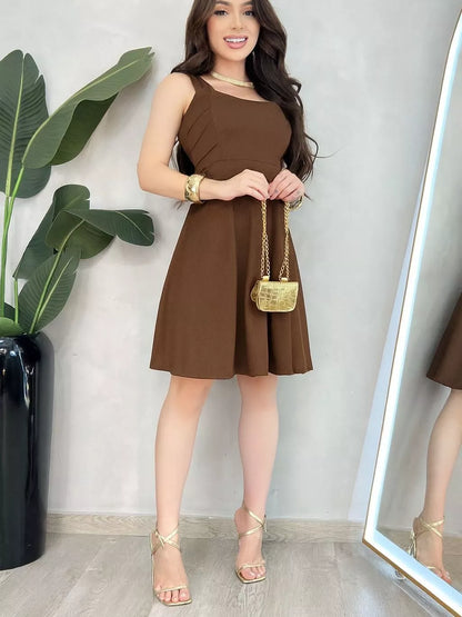 Vestido Rodado Feminino com Alça Larga e Pregas – Soltinho e Elegante