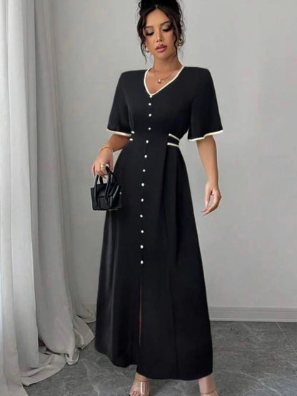 Vestido Longo Feminino Luxo com Detalhes de Botão