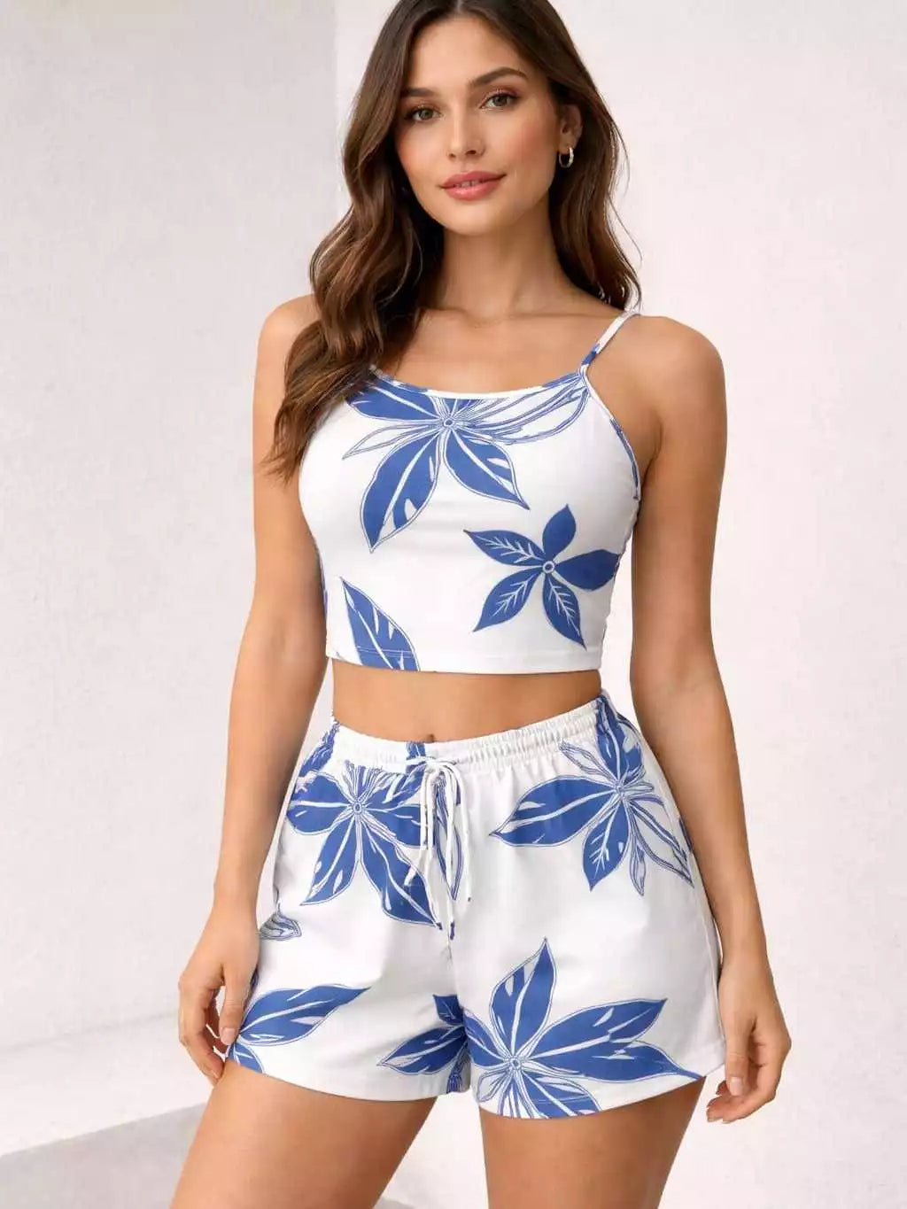 Conjunto Feminino em Tecido Duna Estampado com Cropped com Bojo e Short – Conforto Premium