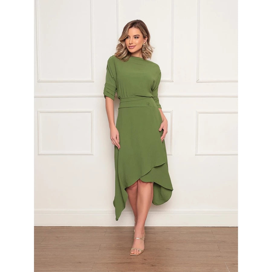 Conjunto Elegante Feminino em Tecido Duna com Blusa de Manga Dobrável e Saia Assimétrica