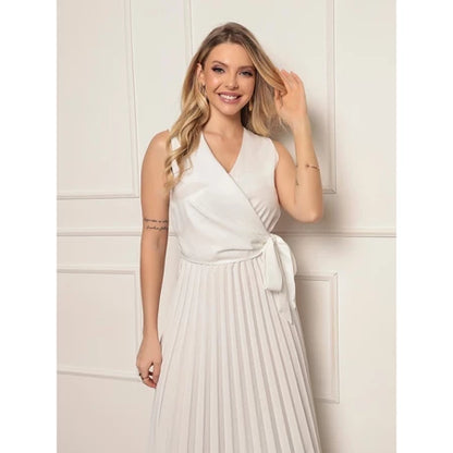 Vestido Midi Feminino em Crepinho com Decote Transpassado e Saia Plissada
