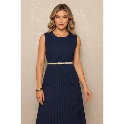 Conjunto Feminino Alfaiataria com Blusa Ajustada, Cinto Elegante e Saia Longa Plissada